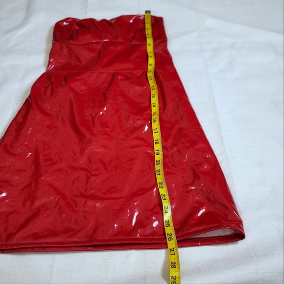 Windsor Red Patent Faux Leather Strapless Adjustable Mini Dress Size Large - Picture 3 of 8